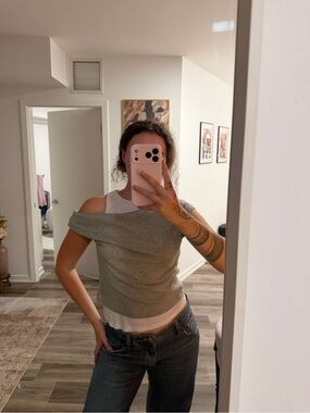 Zara Light Gray Off-Shoulder Knit Top